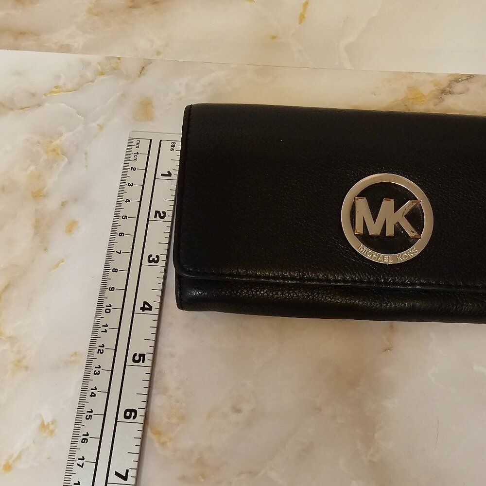 Michael Kors Black Wallet with Snap Closure - Picture 6 of 7